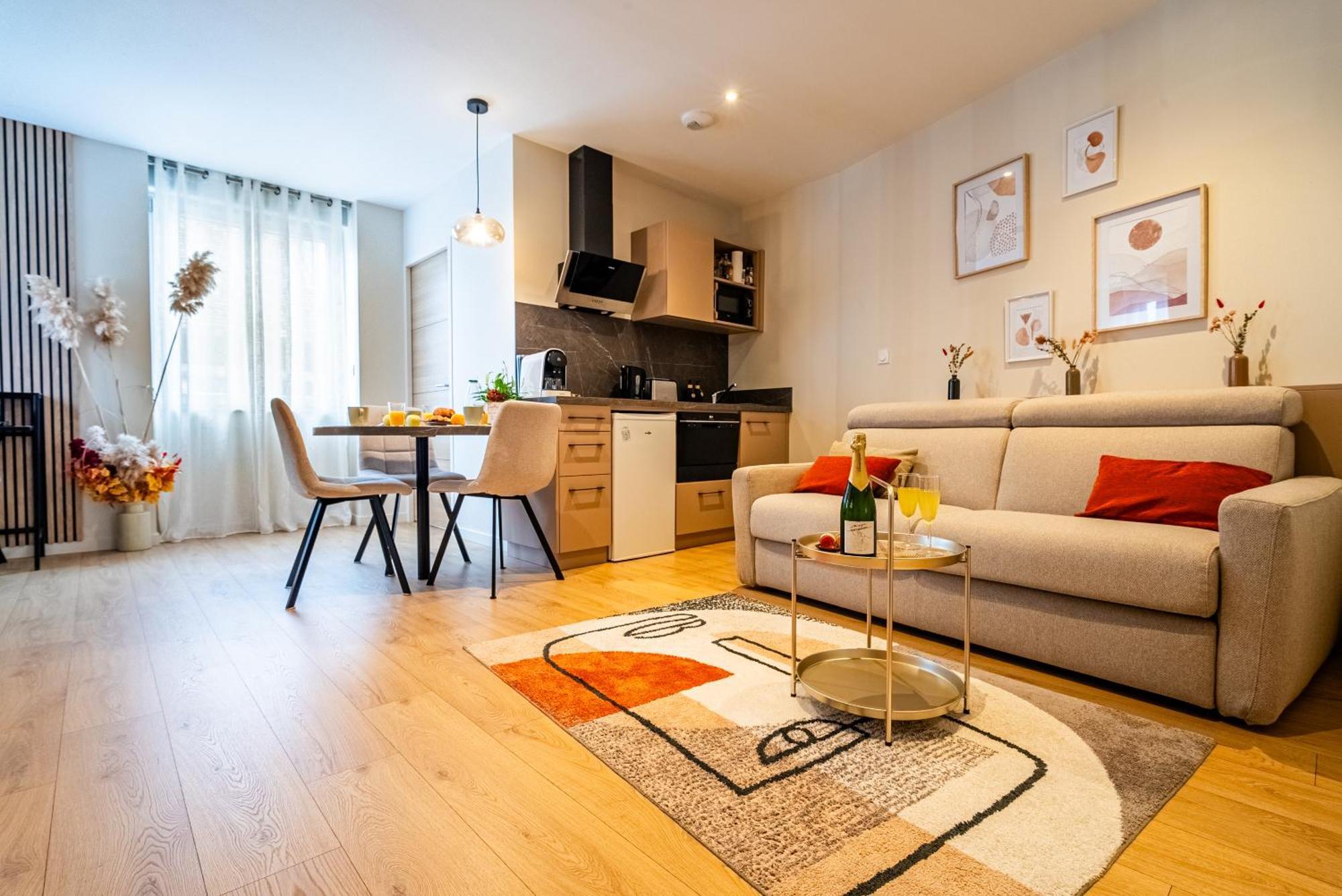 Апартаменты Au Duplex D'Or Centre Historique Безансон Экстерьер фото